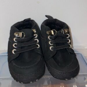 Black Rugged Sneakers with Durable Soles